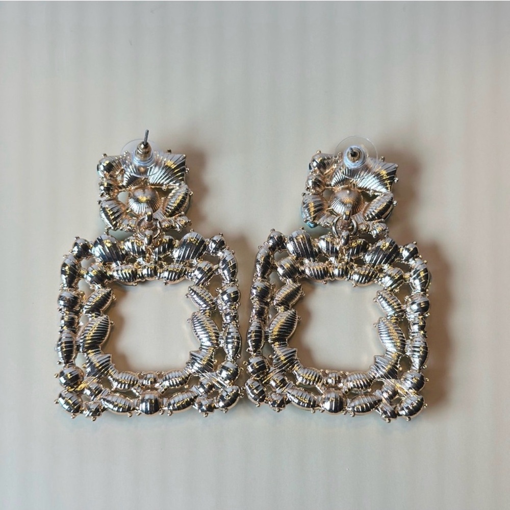 Elegant Coral and Blue Statement Earrings - Picture 4 of 4